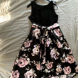 SLNY Boat Neck Floral High-Low Ball Gown w/ Bow